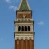 Campanile op het San Marcoplein in Venetië 