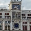 Torre dellOrologio op het San Marcoplein in Venetië 